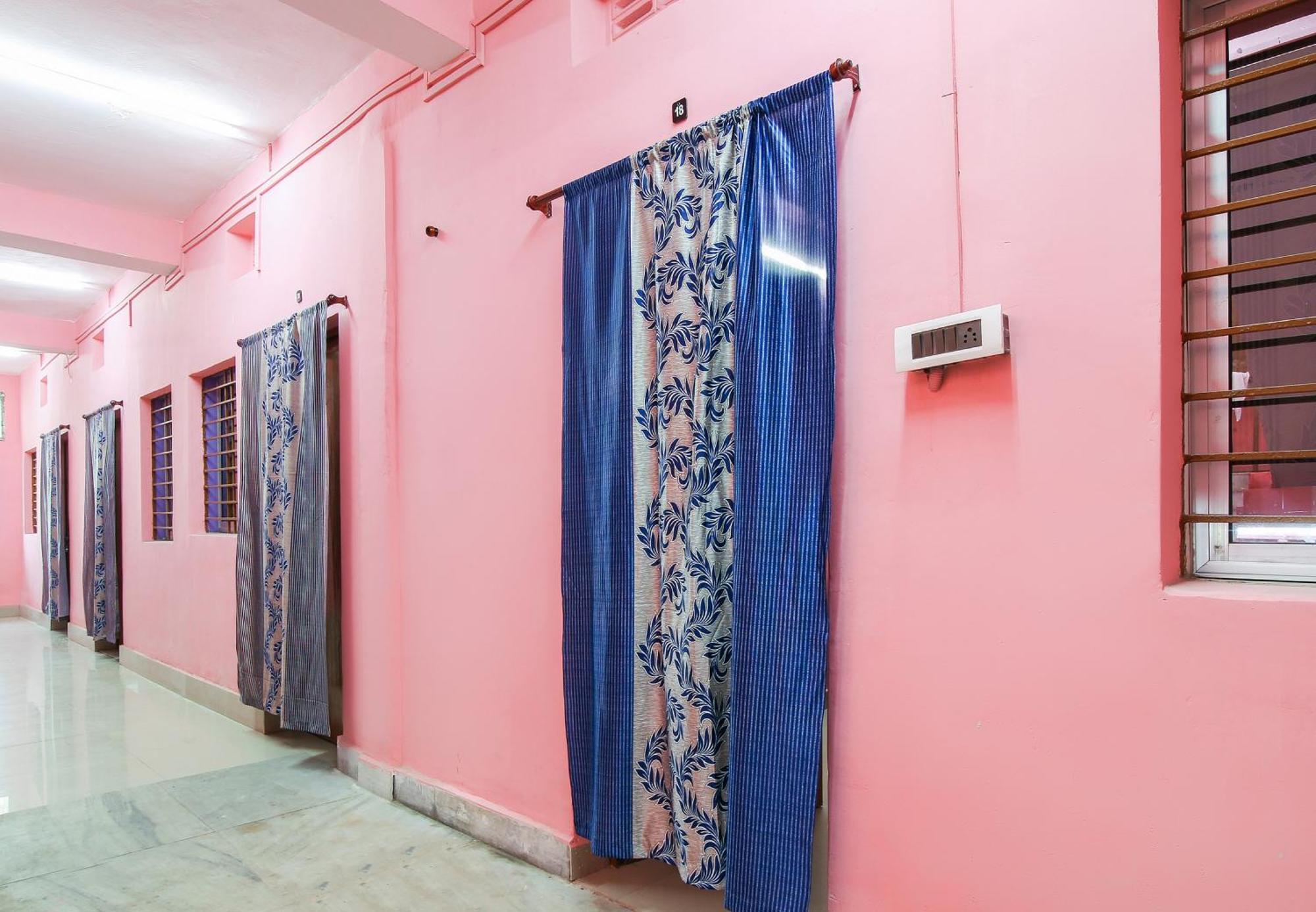 Collection O Nit More Adityapur Formerly Hotel Subheksha Jamshedpur Ngoại thất bức ảnh
